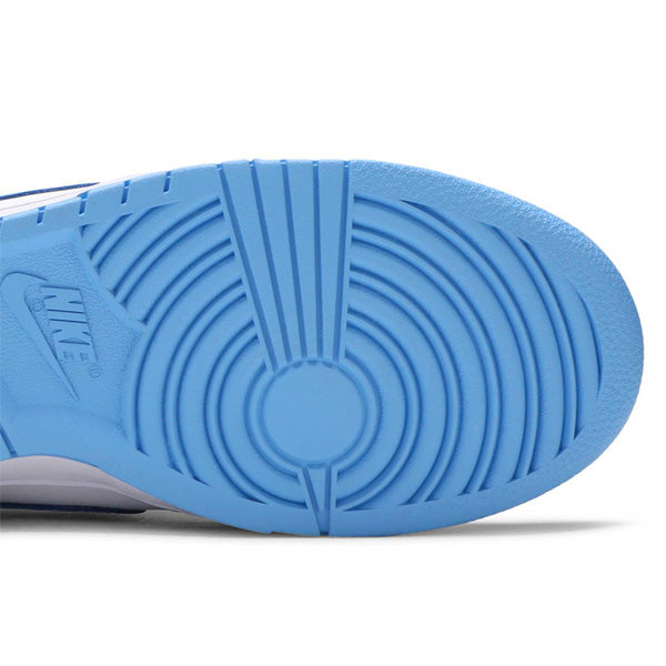 Sneaker Nk Dunk Low UNC