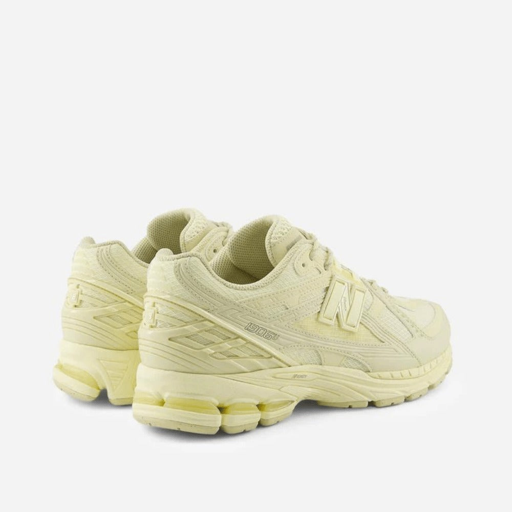 New B 1906U Butter Yellow