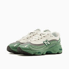 New B 1000 Mallard Green Sea Salt