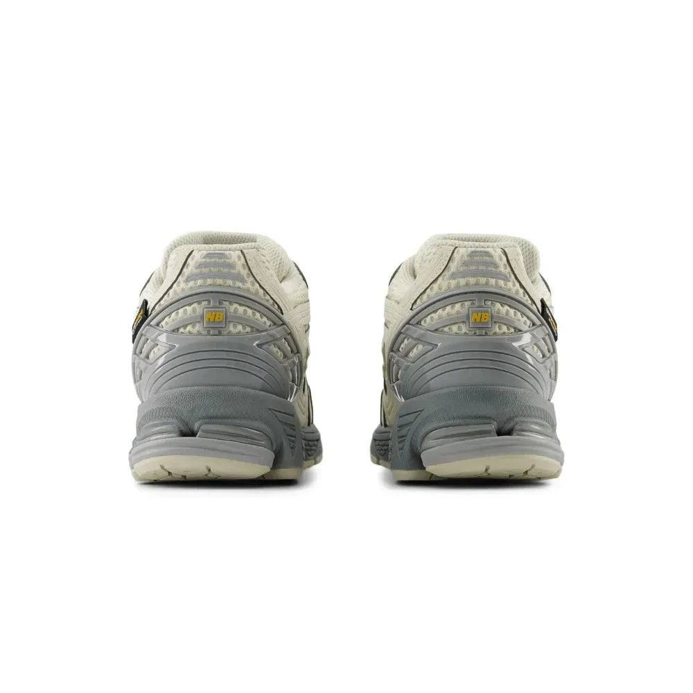 New B 1906R Cordura Pack Cream