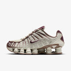 Sneaker Nk Shox TL Light Bone Burgundy Crush