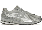 New B 1906A Concrete Silver Metallic