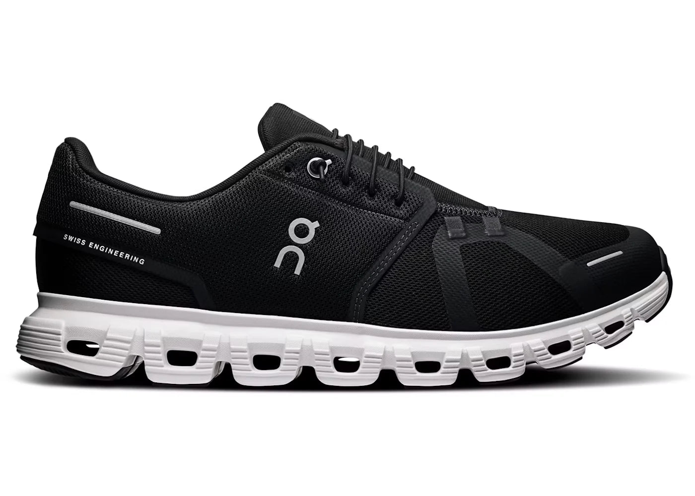 On Run Cloud 6 Black White