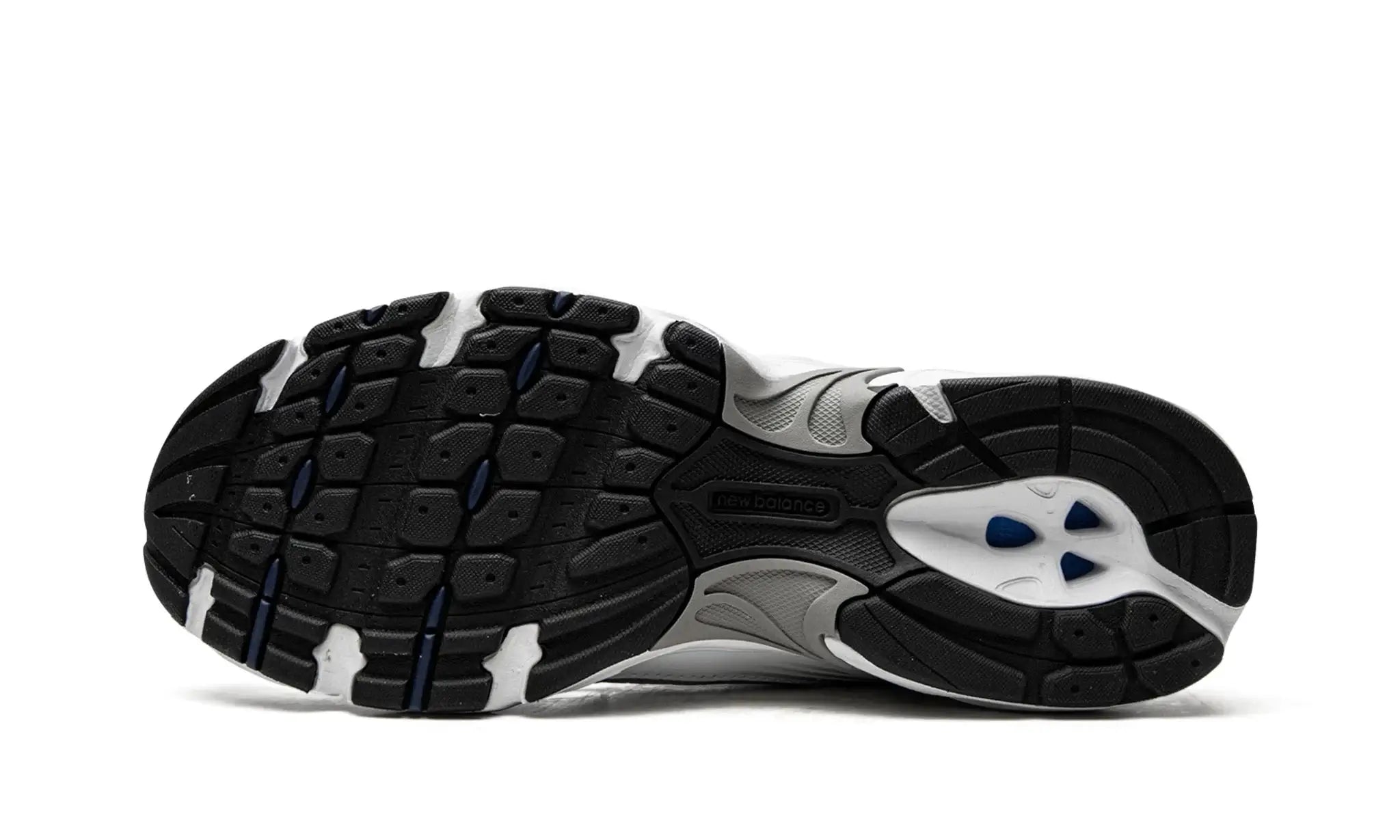 New B 530 White Silver Navy