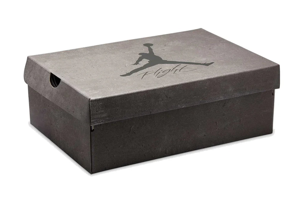 Sneaker Nk Air Jrd 4 Cave Stone and Black Marrom