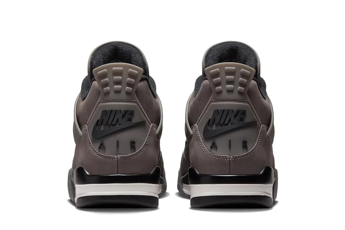 Sneaker Nk Air Jrd 4 Cave Stone and Black Marrom
